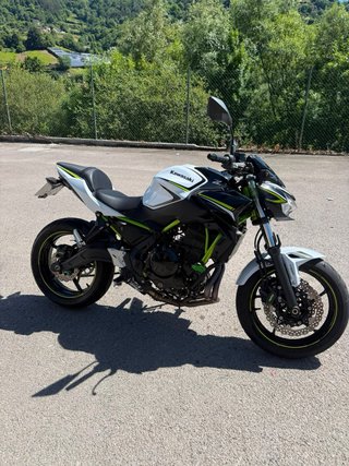 Kawasaki Z650 A2 limitada