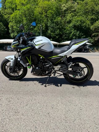 Kawasaki Z650 A2 limitada