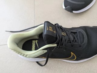 Zapatillas Nike Quest 5 Negro/Verde Talla 44.5