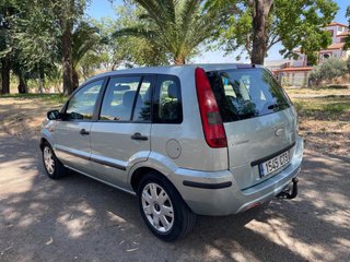 Ford Fusion 2004