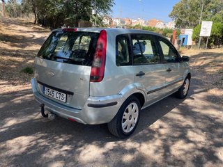 Ford Fusion 2004