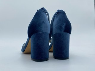 Sandalias tacón terciopelo azul Talla 39