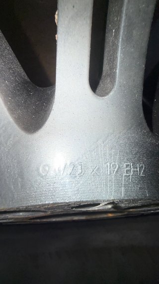 Llanta BMW Negra 19