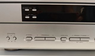 Amplificador Yamaha RX-V340RDS Plata