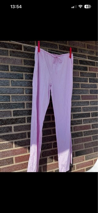 Pantalones tipo pijama rayas rosas