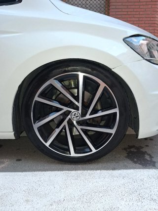 Volkswagen Touran 2016
