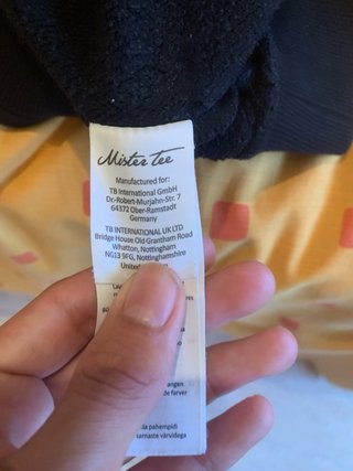 Sudadera Mister Tee Negra