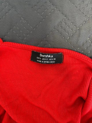 Top de tirantes rojo