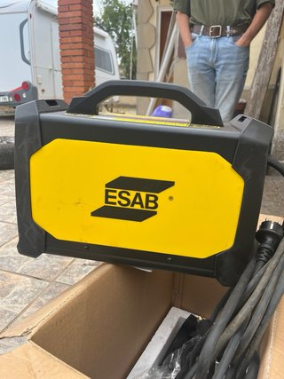 Soldador ES 201 iP PRO ROGUE ESAB