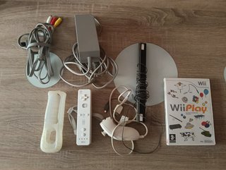 Nintendo Wii + Wii Play