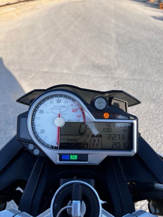BMW S1000R