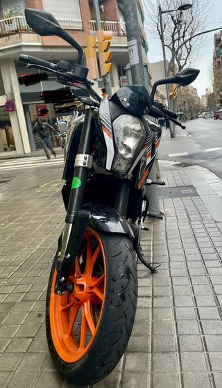 KTM Duke 390 A2 Akrapovic.