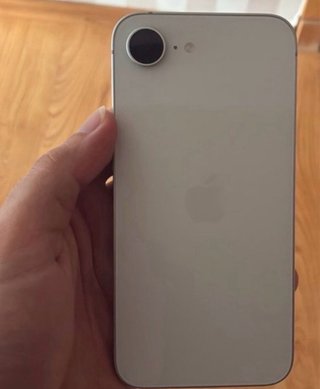 iPhone 16 e 128GB
