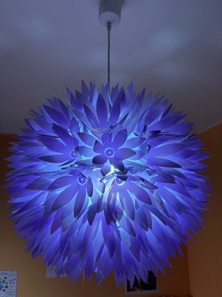 Lámpara colgante decorativa morada