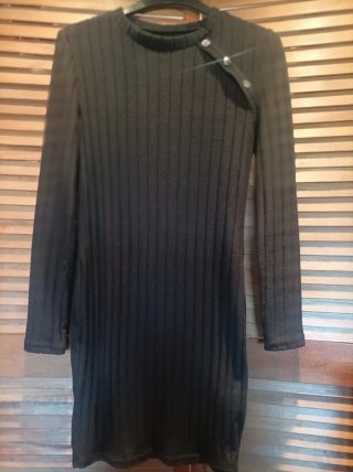 Vestido negro ajustado T-36