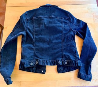 Cazadora vaquera negra Pull&Bear