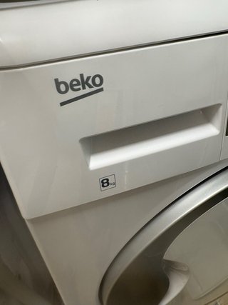 Secadora de condensación Beko DCU 8330