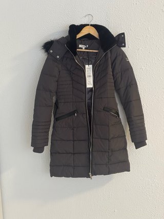 Abrigo de Plumas Morgan Negro