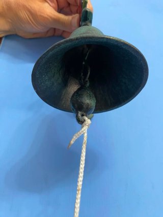 Campana decorativa in bronzo