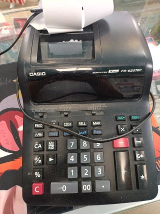 Calculadora Casio FR-620TEC