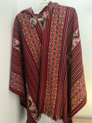 Poncho tejido multicolor talla de Peru