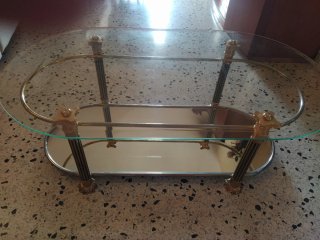 Mesa de centro cristal y metal dorada