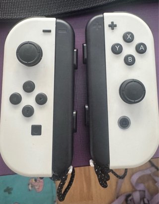 Nintendo Switch OLED + Mando Pro + Acc
