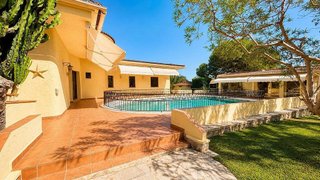 Chalet en venta en Perleta - Maitino en Elche