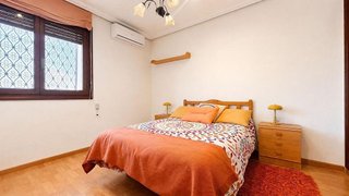 Chalet en venta en Perleta - Maitino en Elche