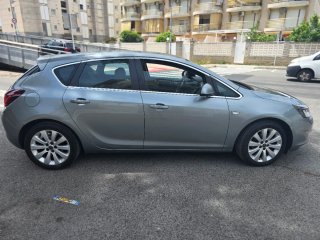 Opel Astra 2010 1.4turbo pegatina c