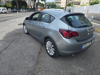 Opel Astra 2010 1.4turbo pegatina c