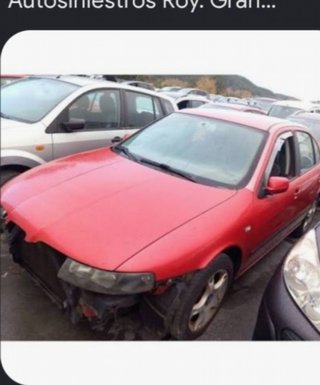 Audi A4 B5 berlina rojo para despiece