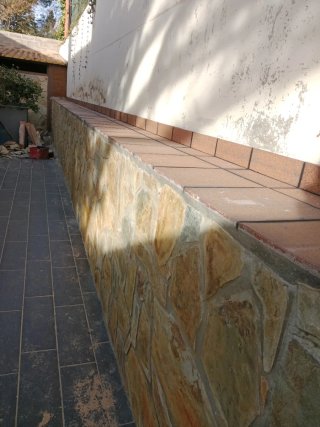 Reforma de muro de piedra