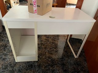 Escritorio blanco MICKEY