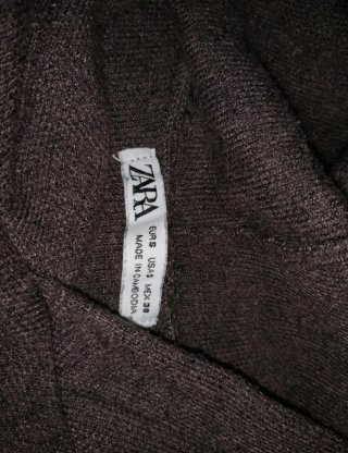 Jersey con capucha Zara marrón