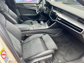 Audi A6 RS 6 Avant TFSI quattro