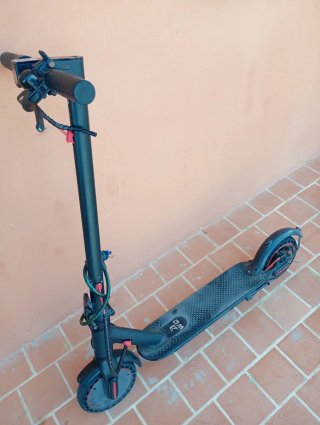 Patinete Eléctrico Negro
