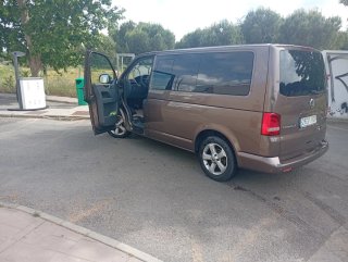 Volkswagen Caravelle 2011