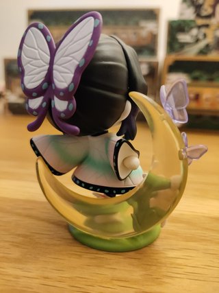 Figura Shinobu Kocho de Kimetsu no Yaiba | Oficial