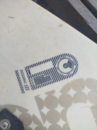 Tabla de Kitesurf  135,5 x 39