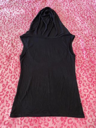 Camiseta Alchemy Negra con Rosas Rojas