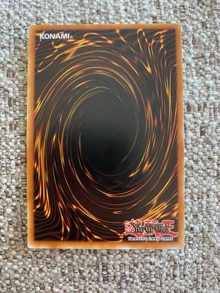 Carta Yu-Gi-Oh! Mago Oscuro