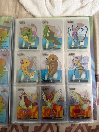 Álbum Pokémon Lamincards Casi Completo