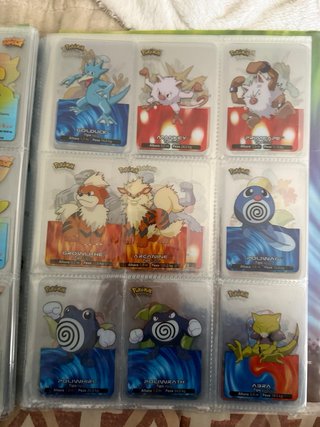 Álbum Pokémon Lamincards Casi Completo