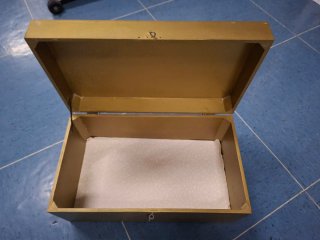 Caja baúl de madera verde oliva