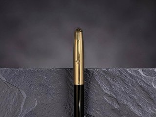 Pluma Parker 51 Vintage Negra y Oro