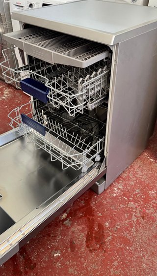 LAVAVAJILLAS SIEMENS TRES BANDEJAS EN INOX