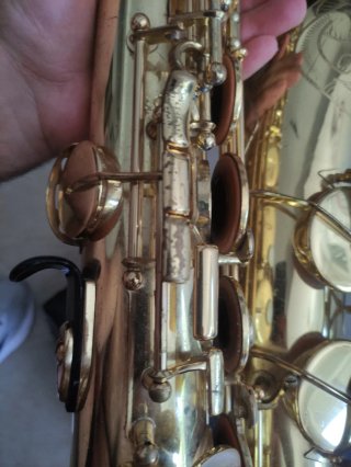 Saxofón Tenor Yamaha YTS62 Logo Púrpura