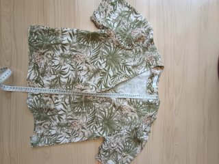Blusa Mango Estampada Hojas Verde y Beige
