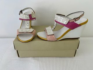 Zapatos tacón Topolino exclusivos Sitges Talla 37